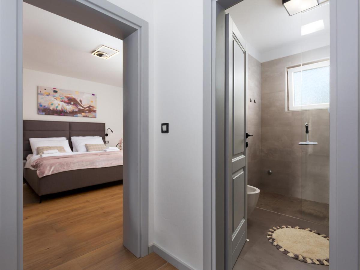 Luxury Apartment Vabriga Tar-Vabriga 外观 照片